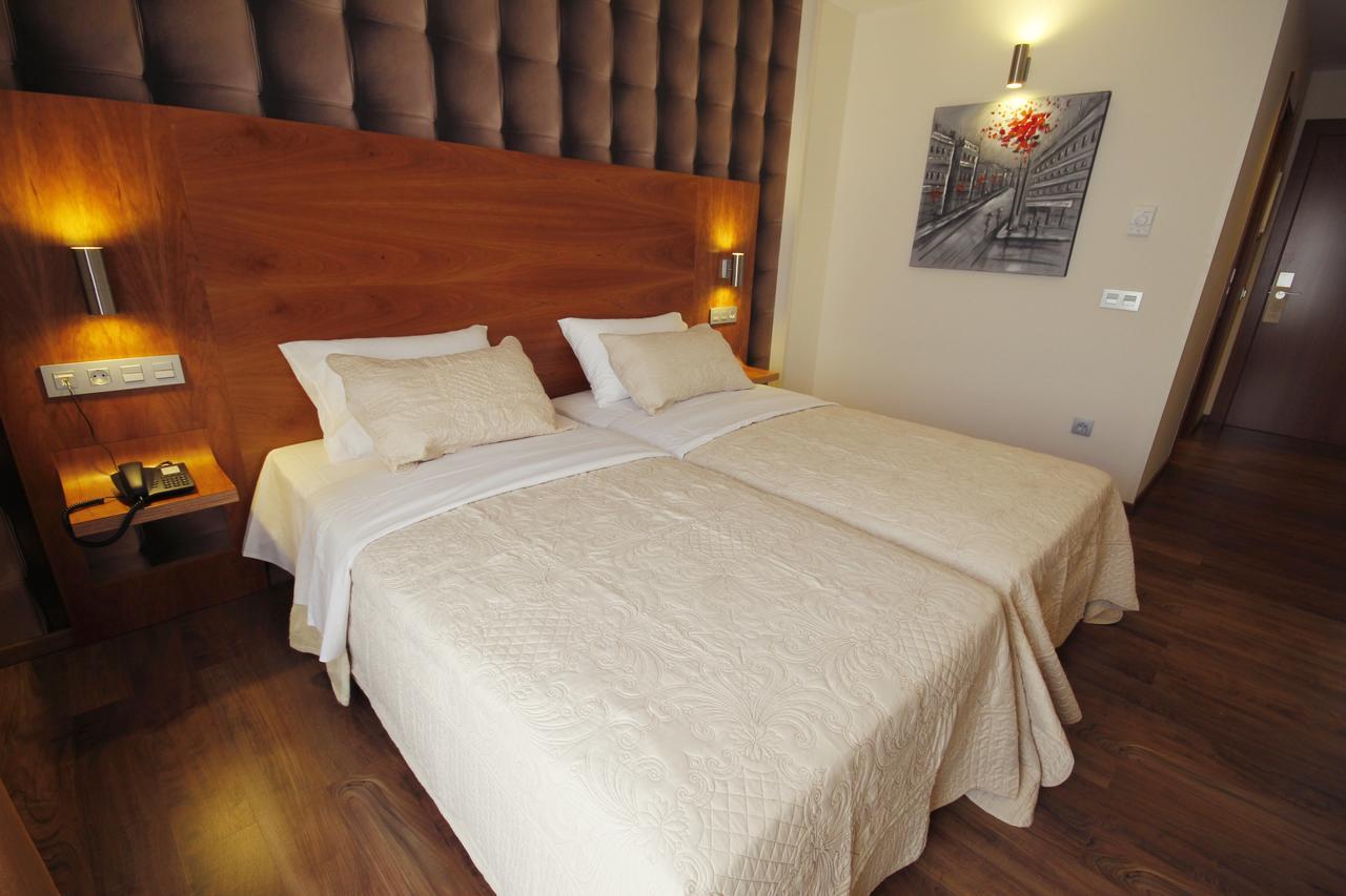Hotel Boutique Villa Erina By Bossh Hotels - Adults Recommended Manilva Zewnętrze zdjęcie